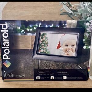Polaroid PDF-700 Digital Frame with Black Border
